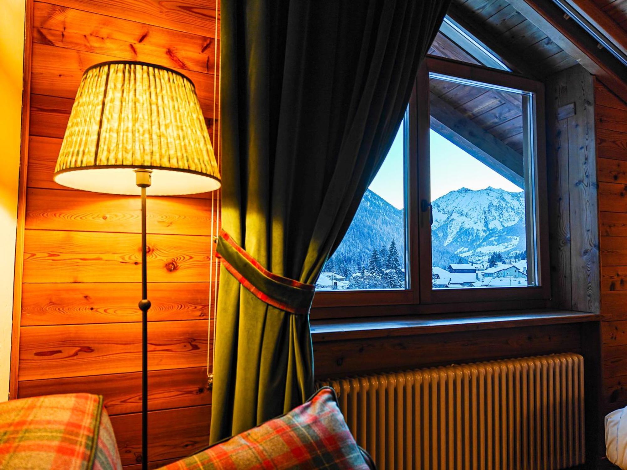 Hotel Breithorn Камполук Экстерьер фото