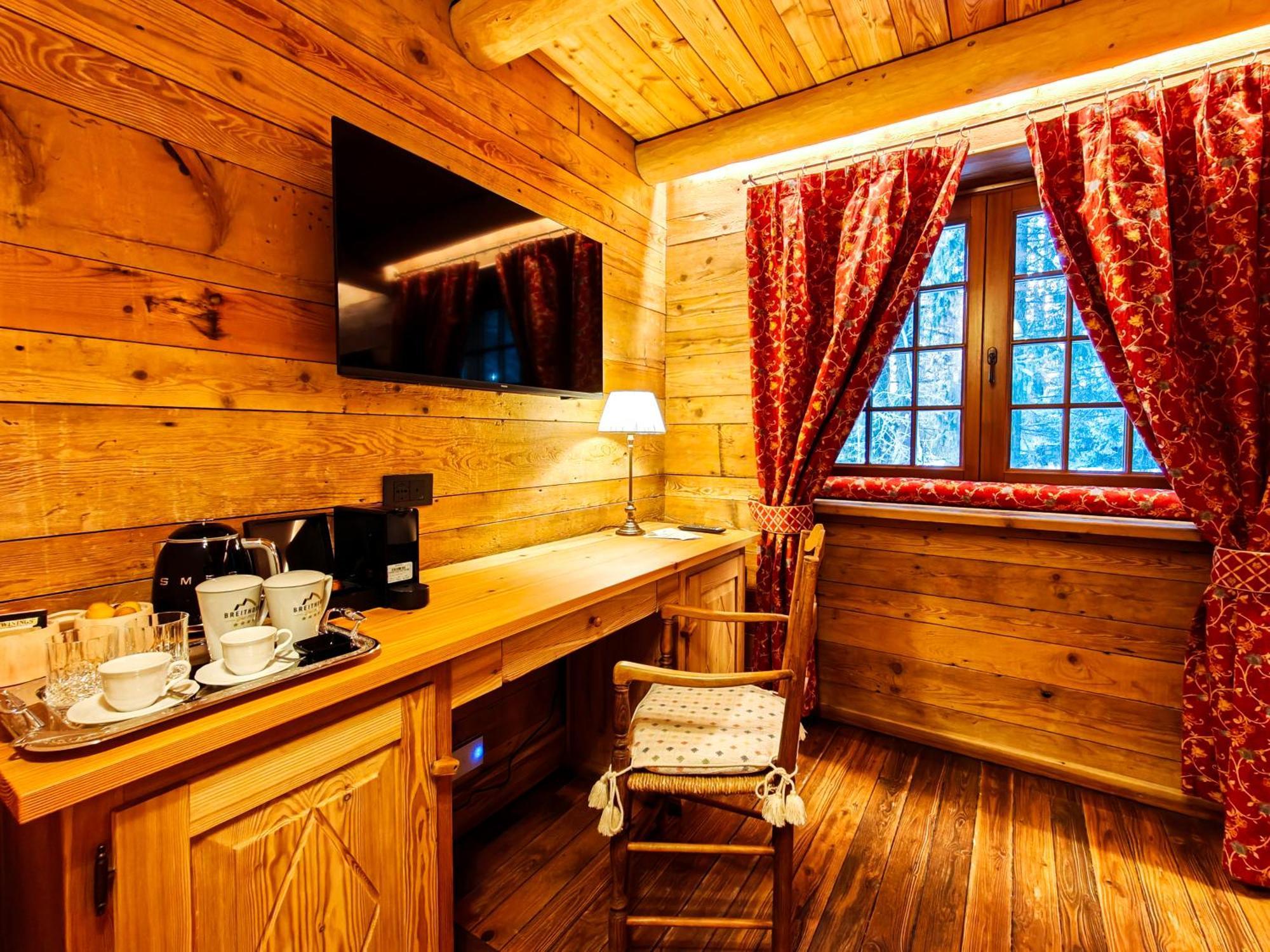 Hotel Breithorn Камполук Экстерьер фото