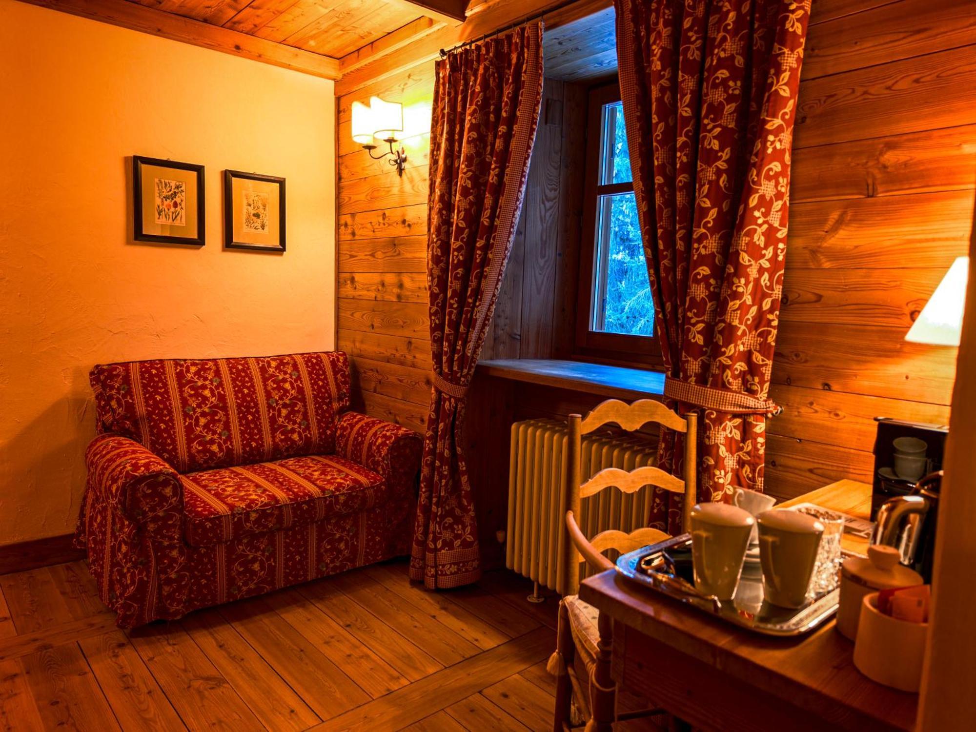 Hotel Breithorn Камполук Экстерьер фото
