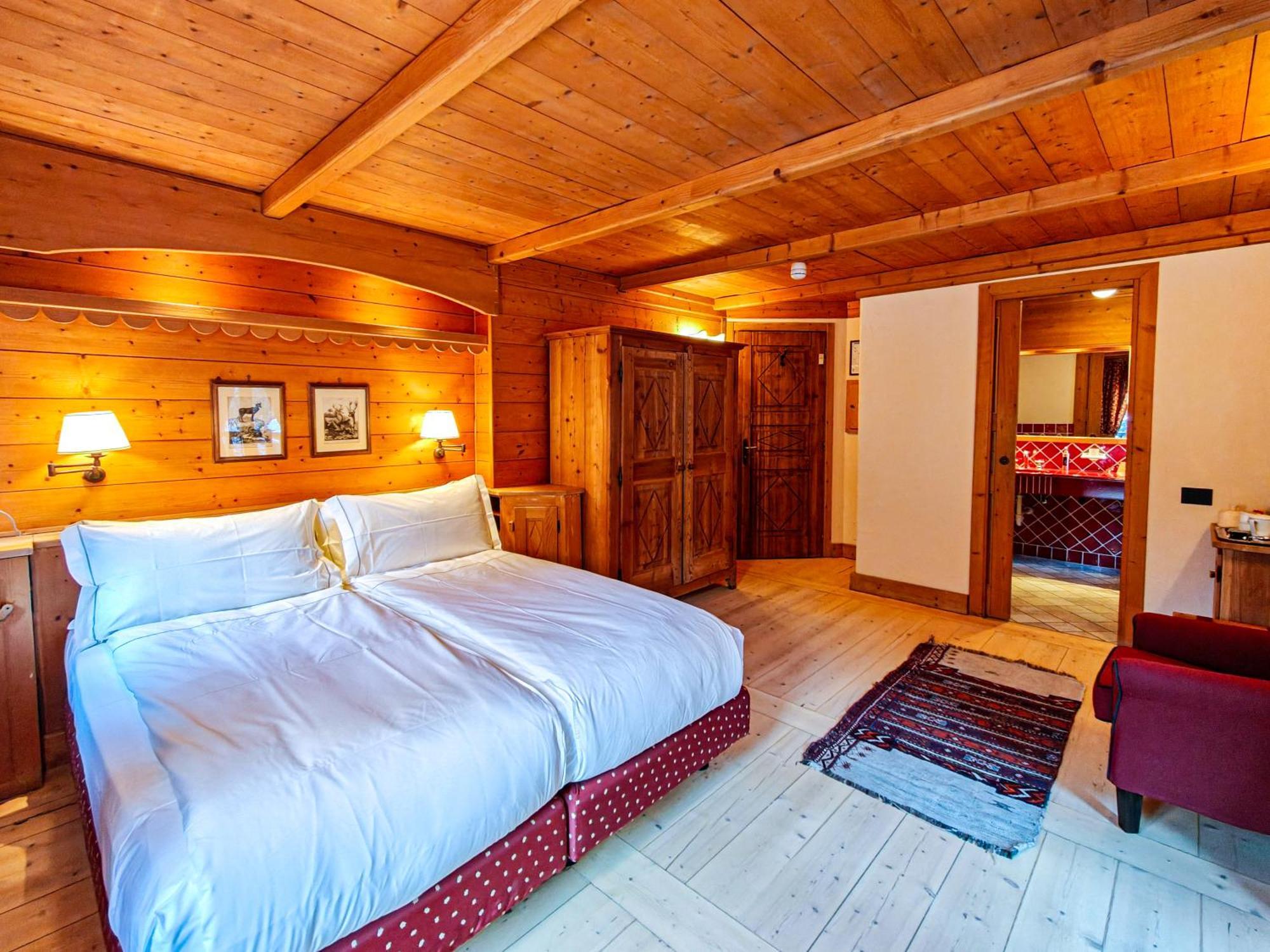 Hotel Breithorn Камполук Экстерьер фото