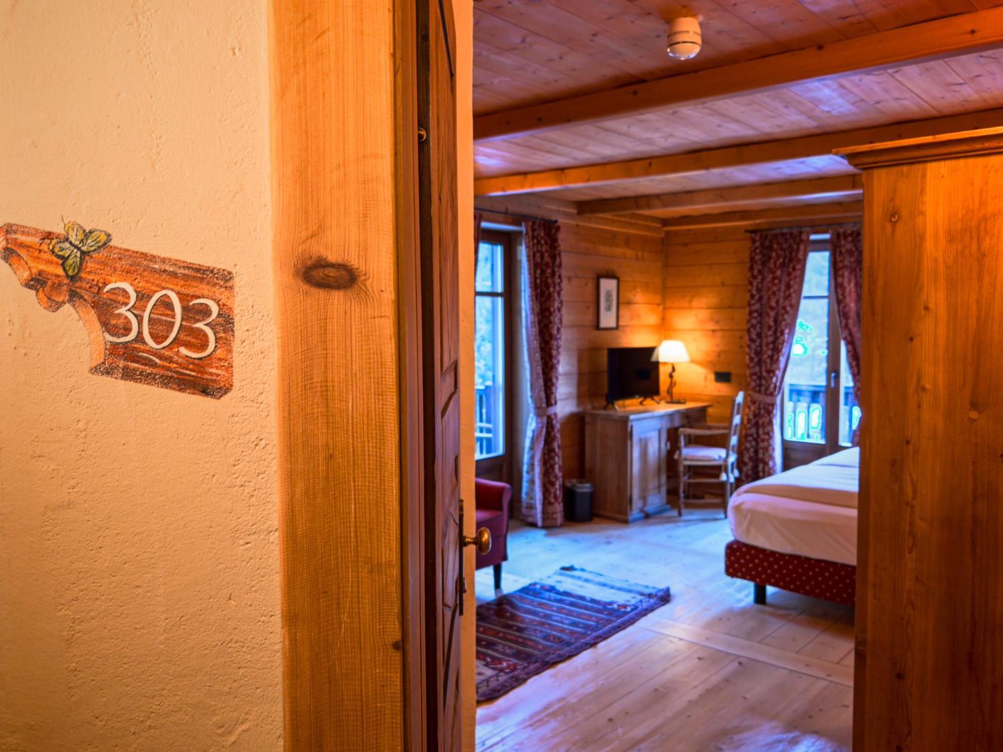 Hotel Breithorn Камполук Экстерьер фото